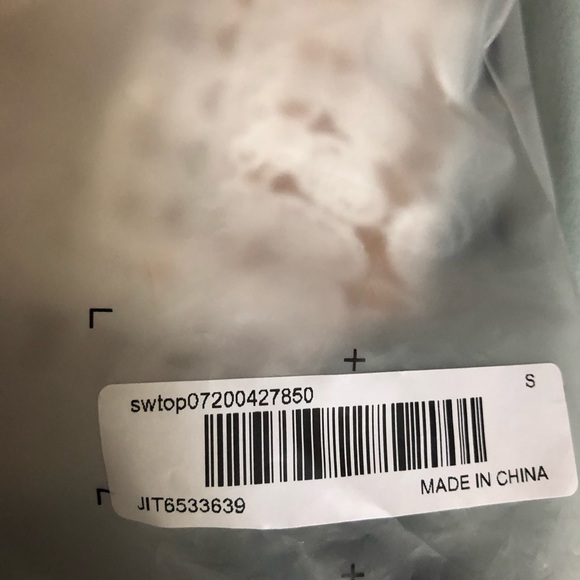 Crop top - Picture 5 of 5